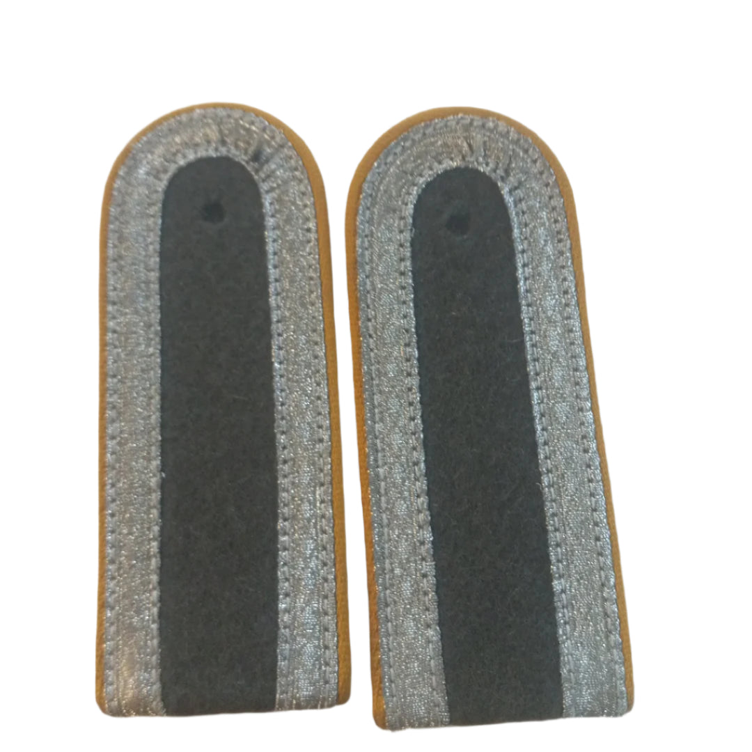 East German Army Signal Corp Shoulder Boards