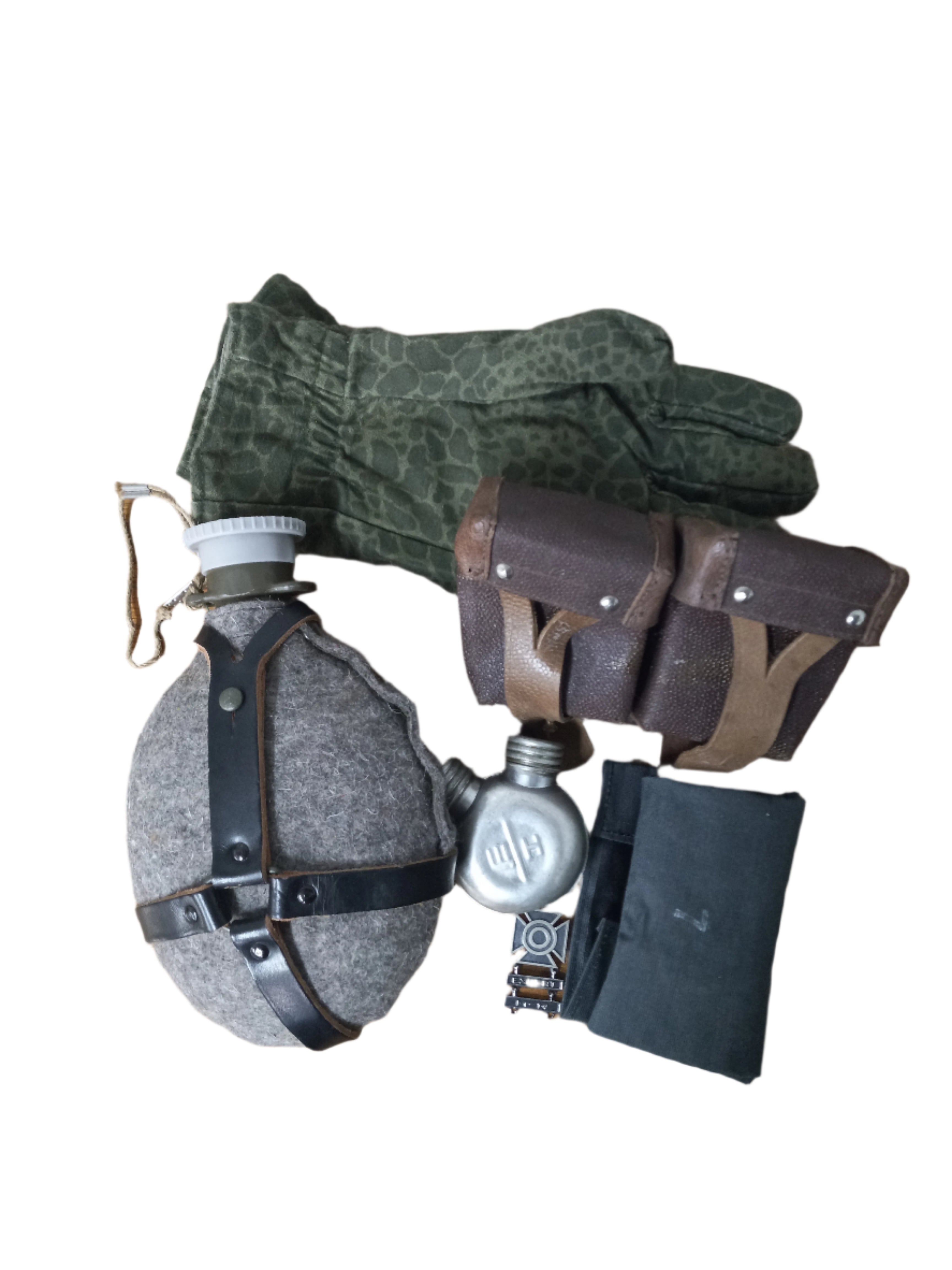 Randomized Remarkable Bundle of Surplus