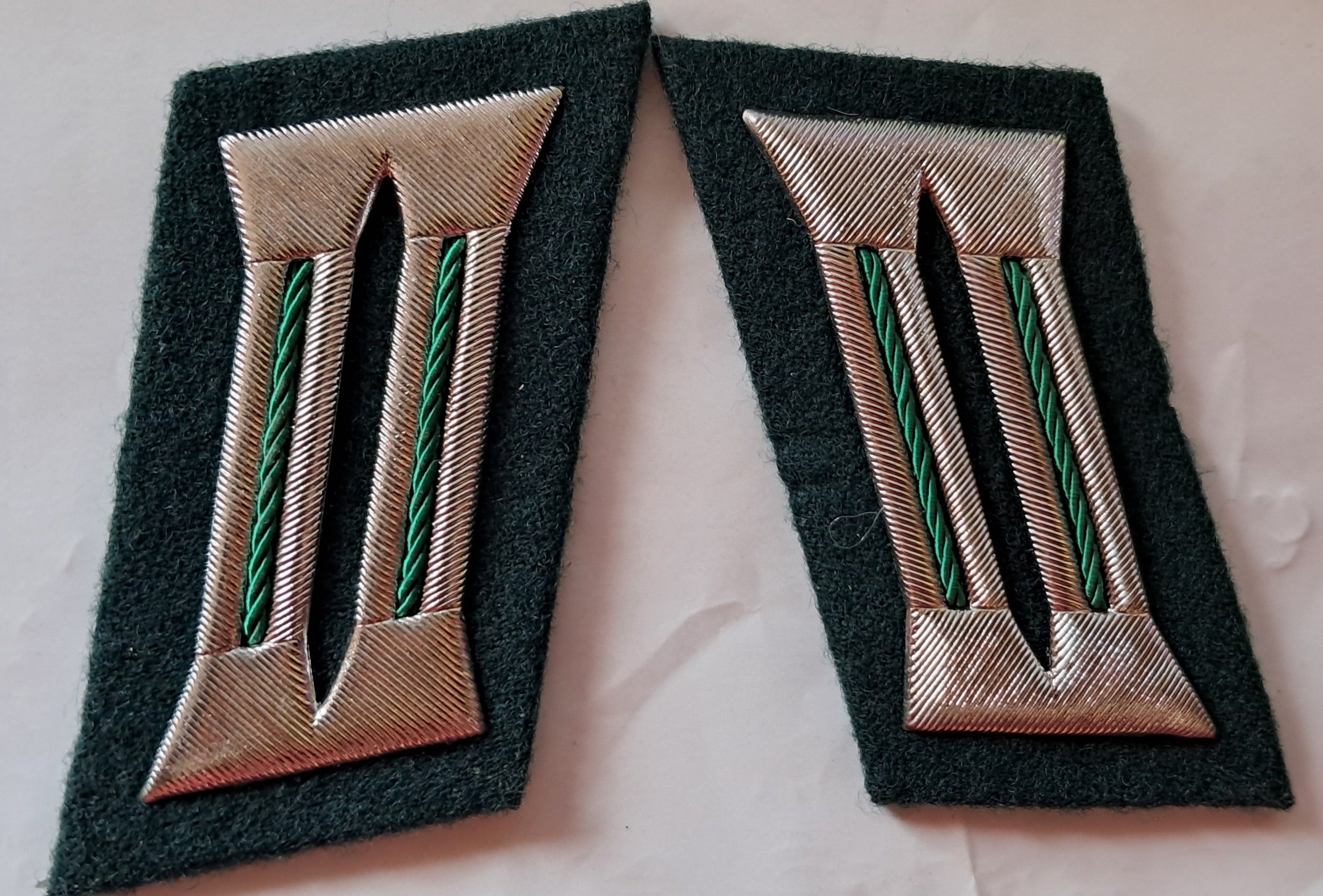 East German Grenztruppen Soldier/Underofficer Collar Tabs