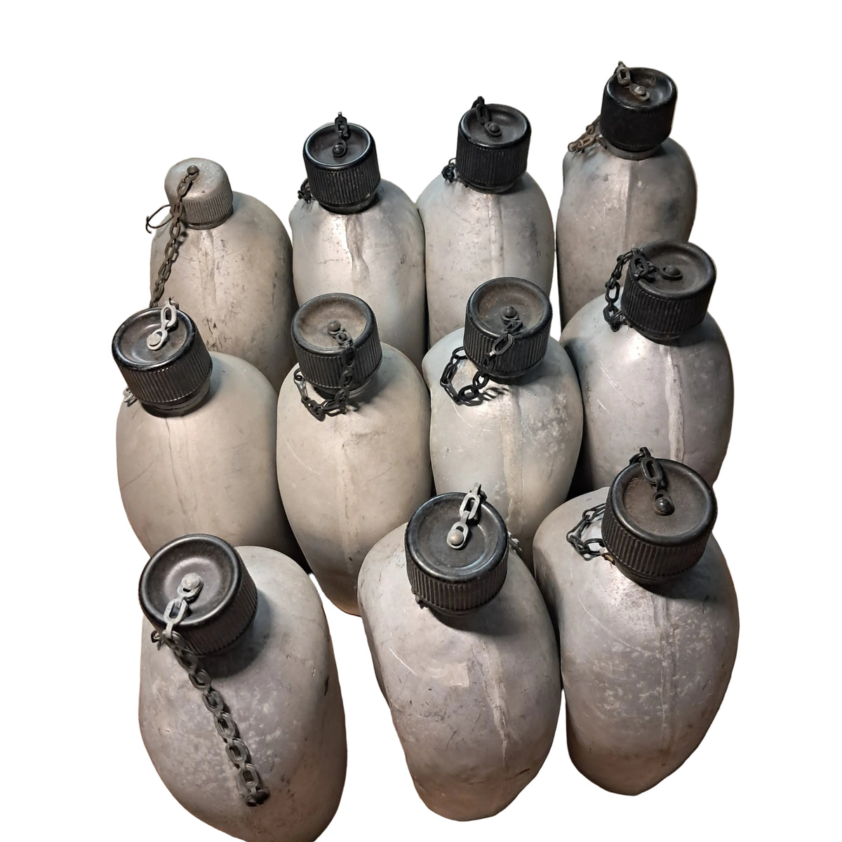 US WW2 Canteens.