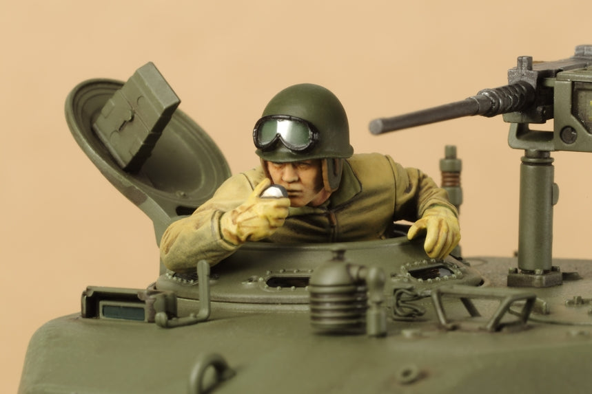 Tamiya 1/35 US Medium Tank M4A3E8 Sherman Plastic Model Kit