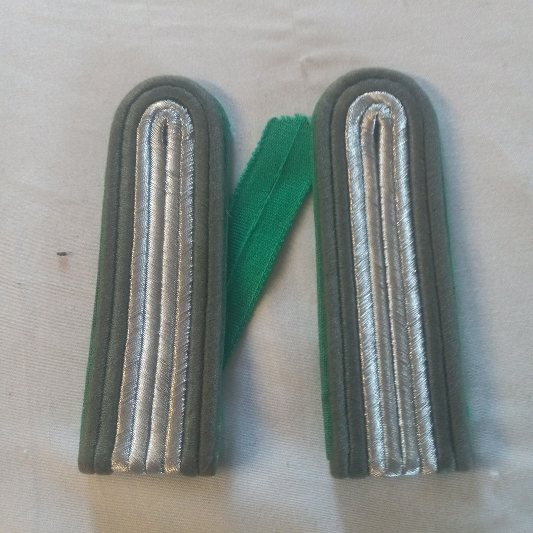 East German Grenztruppen Shoulder Boards