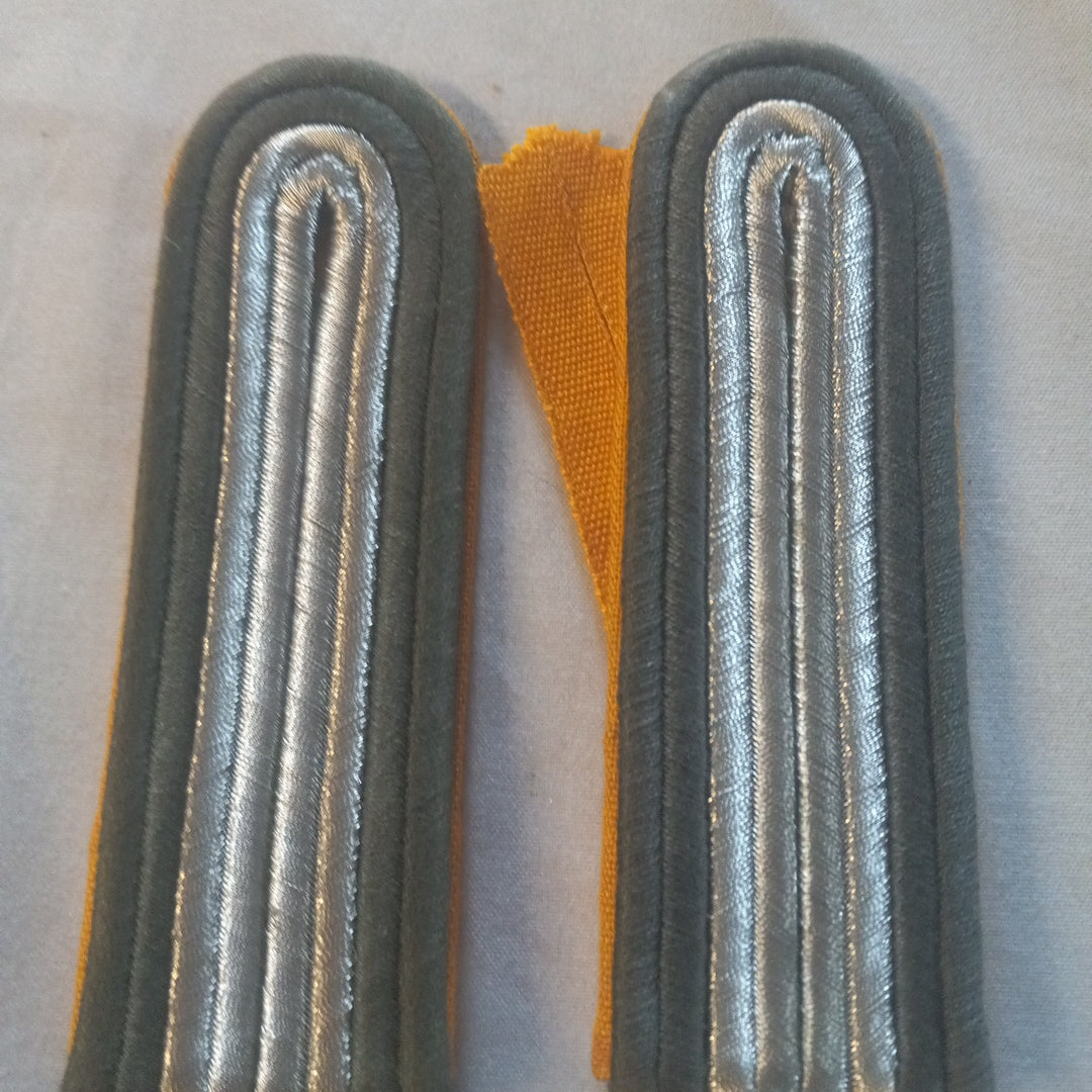 East German Army Signal Corp Shoulder Boards