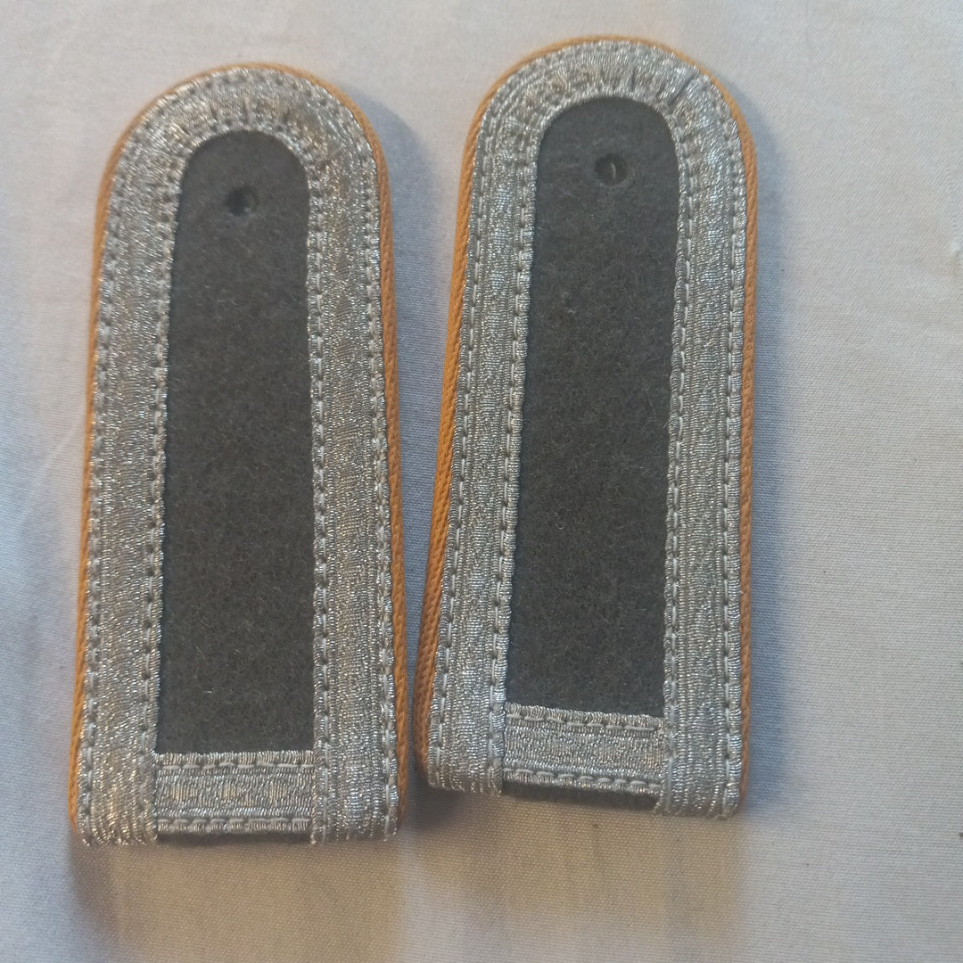 East German Army Signal Corp Shoulder Boards